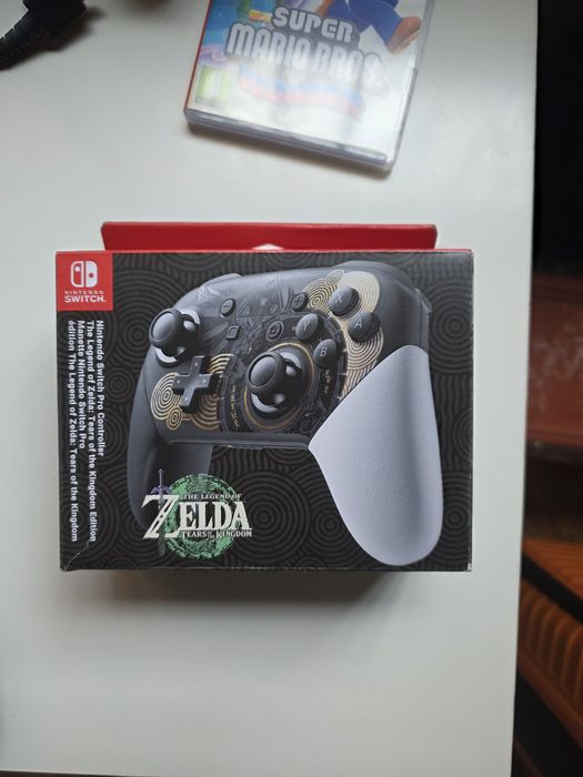 Nitendo Switch Pro Controller do The legend of Zelda: Tears of the Kingdom
