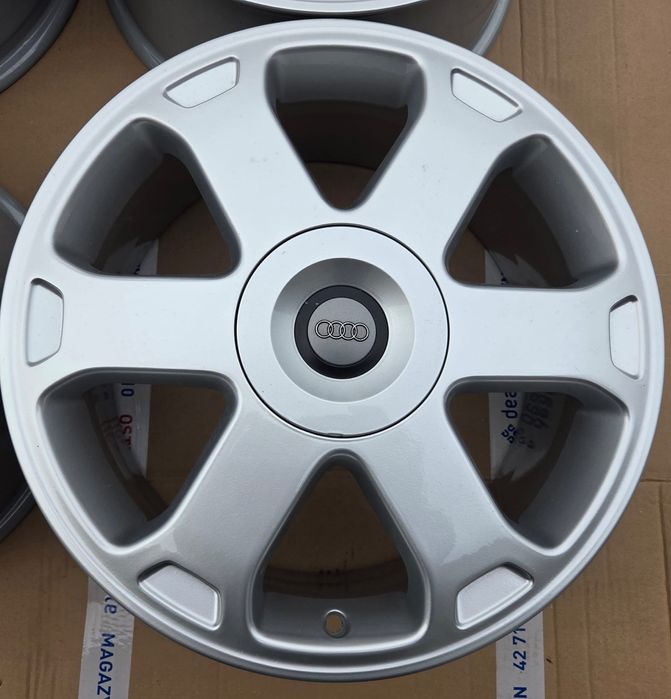 Felgi Oryginał Audi A3 S3 8L TT Avus 7,5Jx17 ET32 5x100