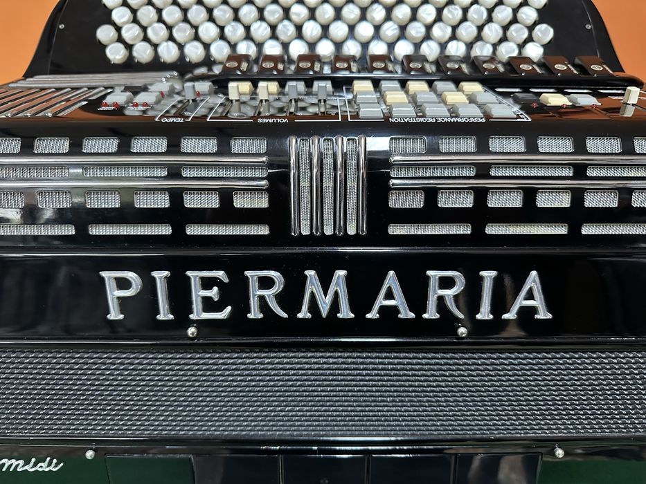 Acordeao Piermaria cromatico 120 baixos midi