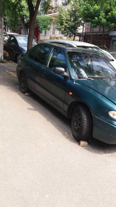 Автомобиль Хюндай Акцент 1995 год