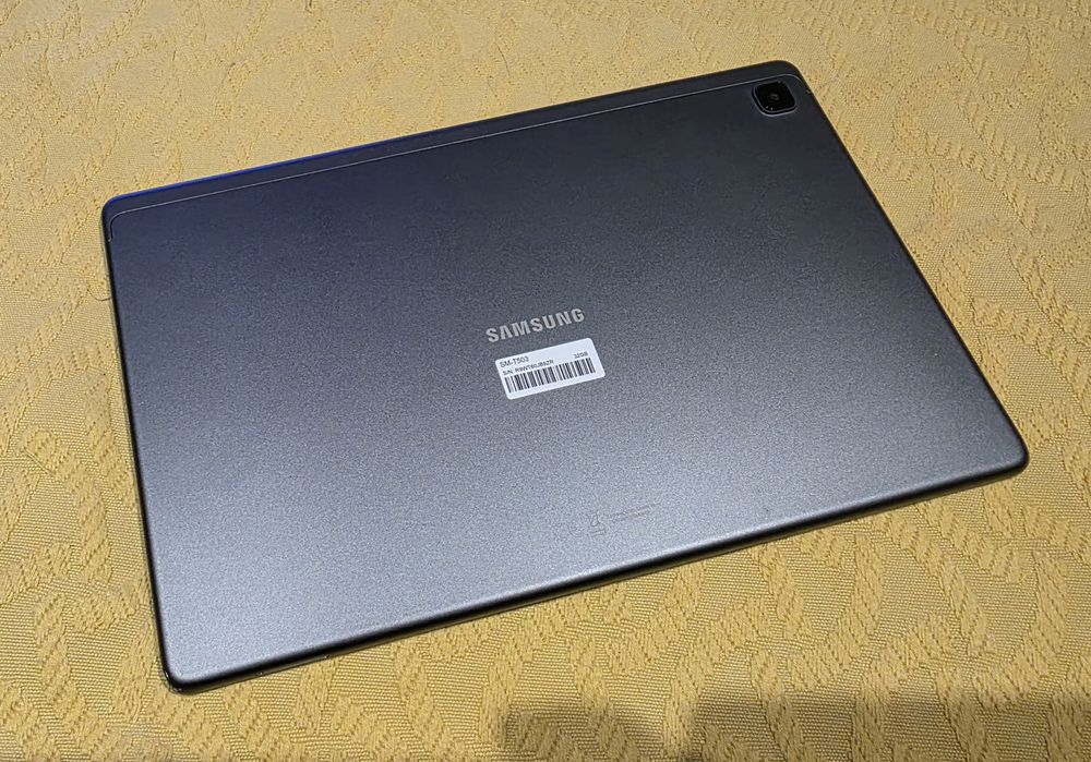 Samsung Tab A7 SM-T503 c/capas