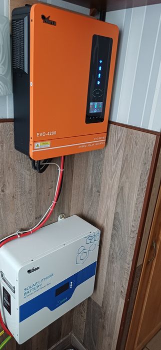 Гібридний інвертор ANERN 4200+ АКБ Anern LiFePO4 N-24100 Комлект б/в