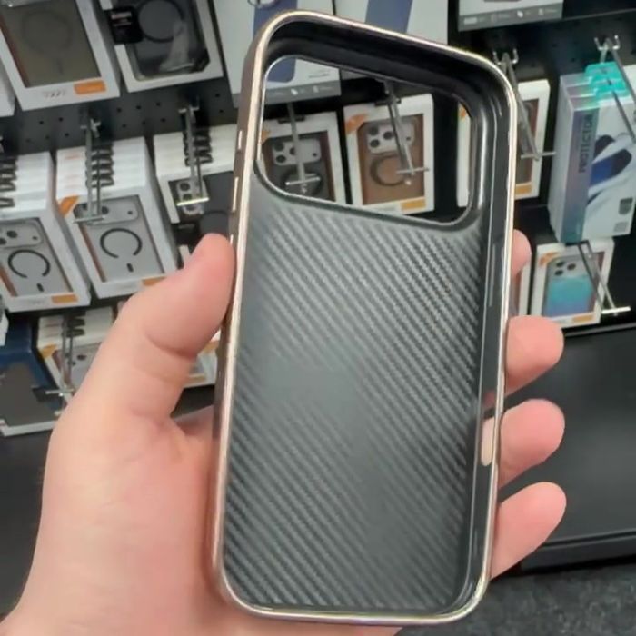 Чохол Ravaka Klein with MagSafe iPhone 17 Pro Max чехол айфон про макс карбоновый карбон