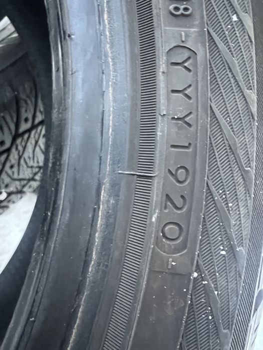 Шини зимові 225/45 R17 Yokohama