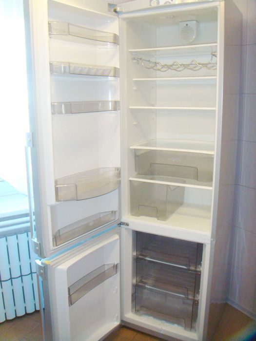 Холодильник Gorenje двухкамерний,большой,б.у.