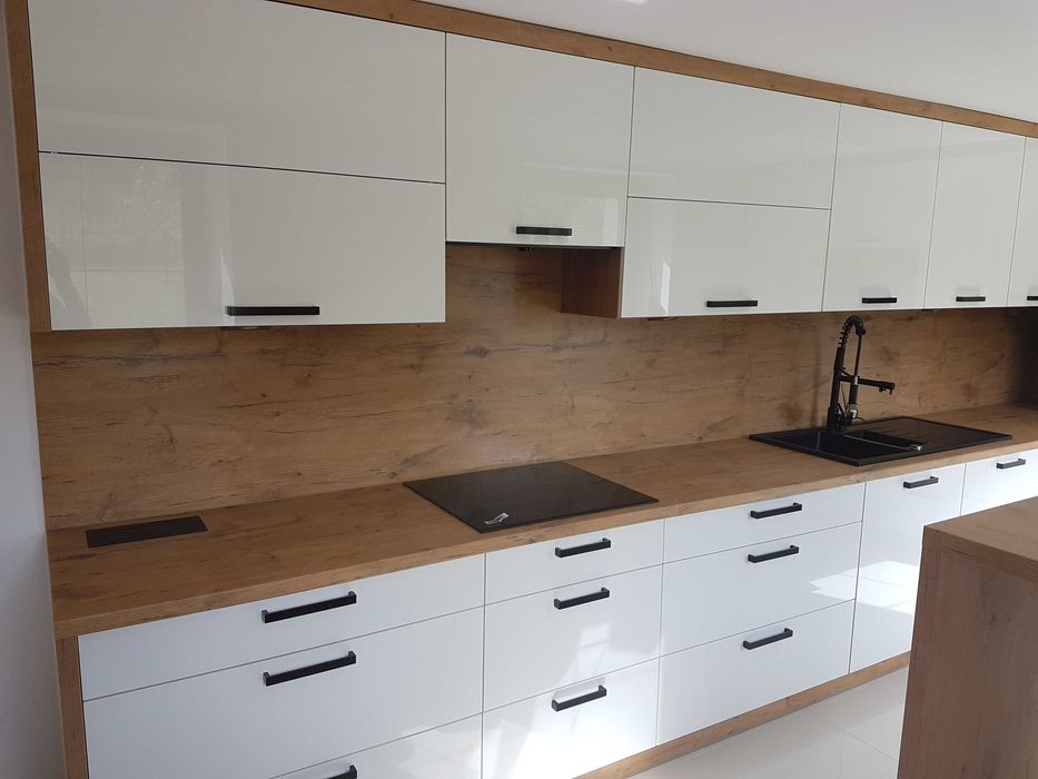 Meble na wymiar Kuchnie Szafy Garderoby Lazienki