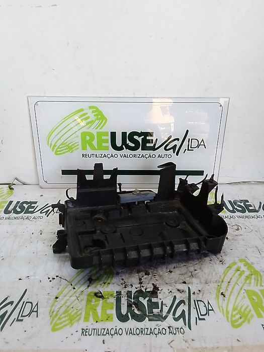 Caixa de Alujamento de Bateria OPEL Corsa D
