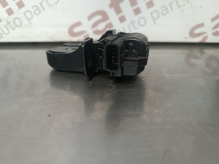 Fechadura / Fecho da Mala RENAULT SCÉNIC III - 046500003R