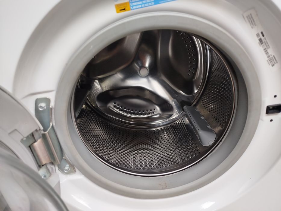 Máquina lavar roupa Indesit 9kg