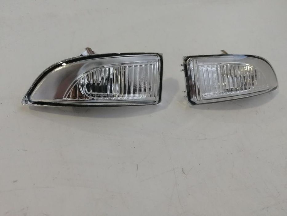 Farolim pisca espelho esquerdo / direito Renault scenic / renault laguna 2009 a 2016(novo)