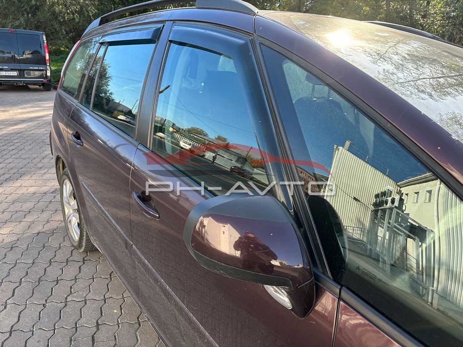 Вітровики Дефлектори на вікна Citroen Grand C4 Picasso 2006-2013 р.в.