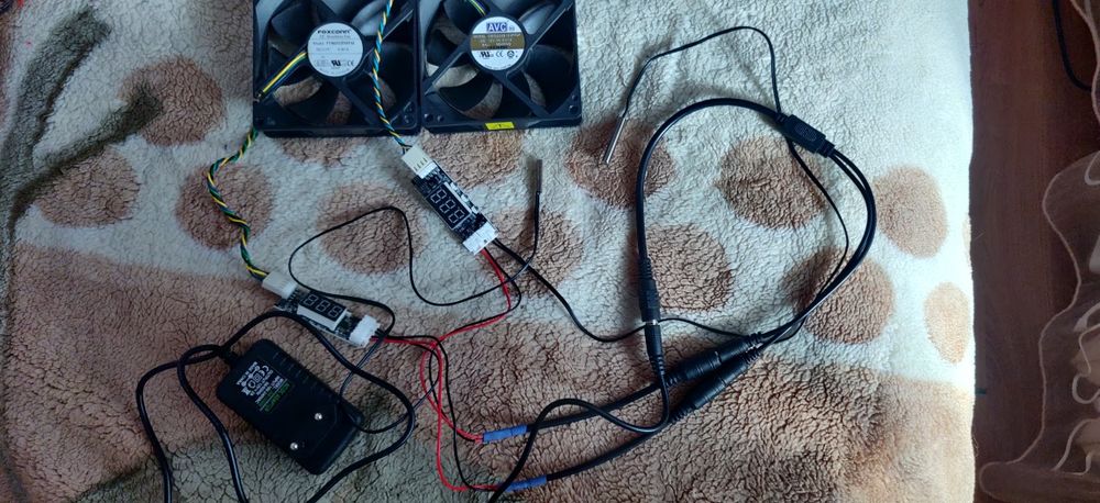 Інвертор Deye охолодження.