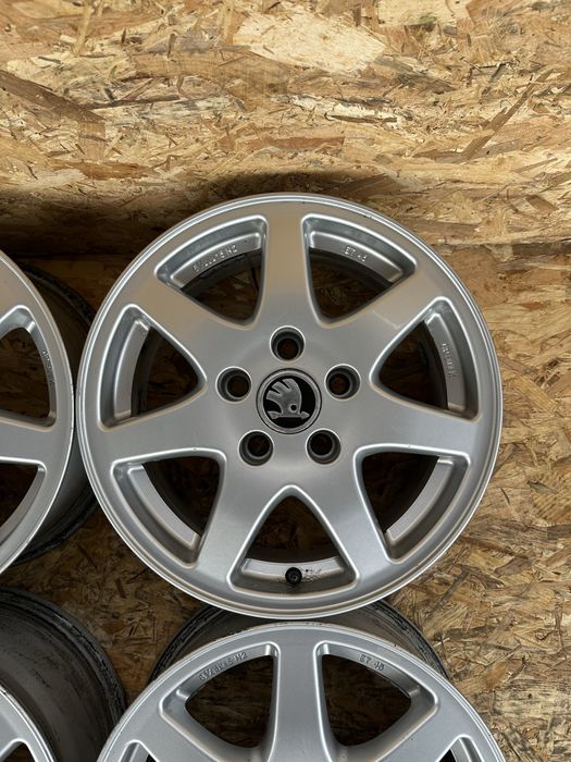 Диски5/112 R15 ET45 цо(діа)57.1 титани диски