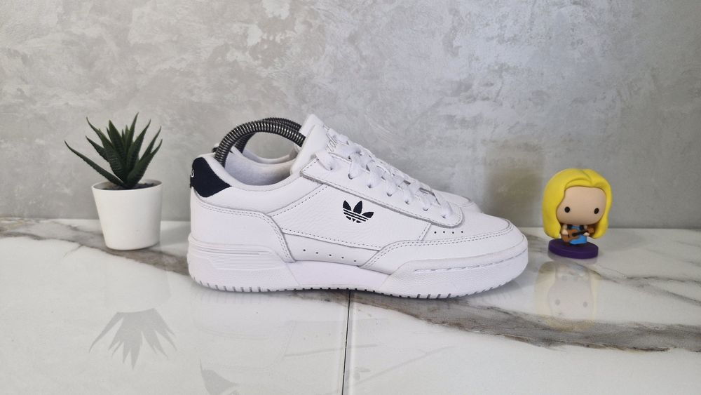 Кеди Adidas Court.Розмір 38
