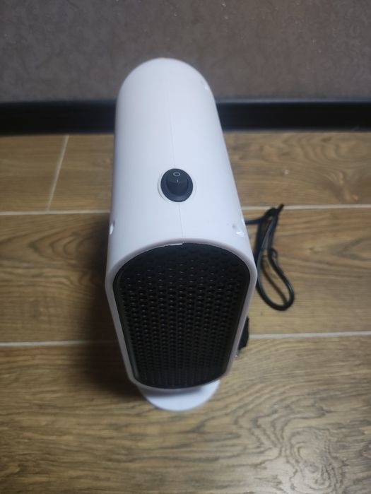 Обогреватель, обігрівач, настольный, дуйчик.