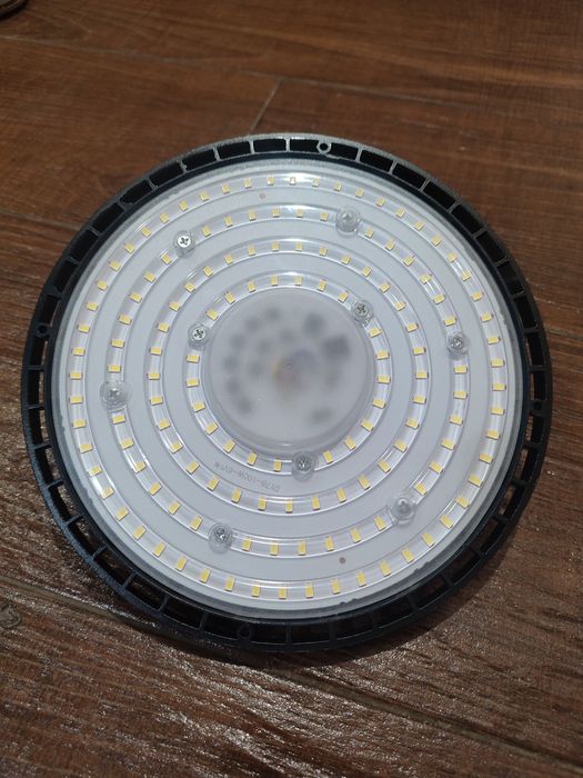 Підвісний лед світильник