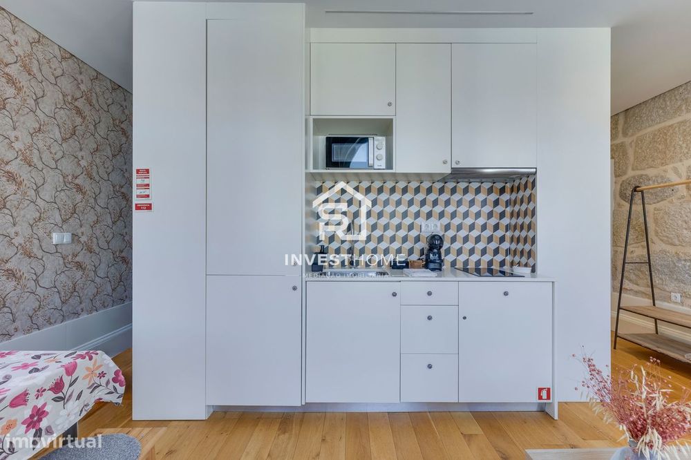 Apartamento T1 | Mobilado e Equipado | Terraço | Último Piso