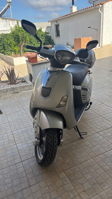 Scooter Znen 125