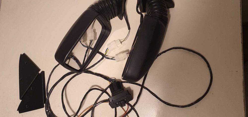 Polonez Caro Atu elektryczne lusterka