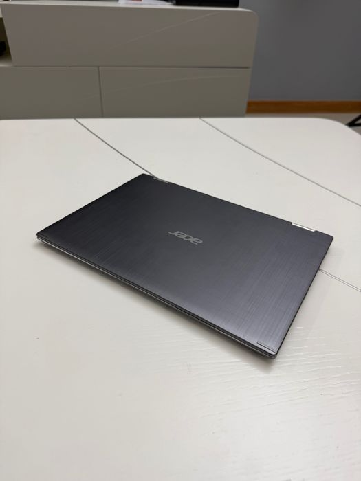 Portátil Acer Spin 5 13” ecrã tátil - híbrido