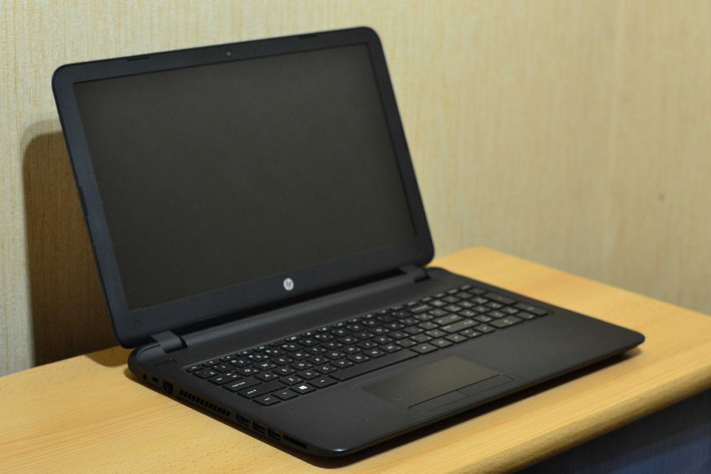 Сучасний HP AMD Dual-Core E1-2100 RAM 10Gb SSD 256Gb Батарея 5 годин