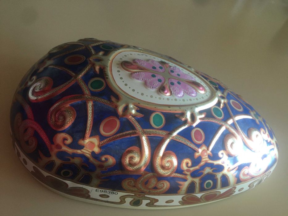 Яйцо металлическое коробка