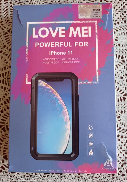 Etui do iPhone 11 love mei nieużywane czarne