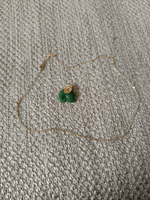 Naszyjnik z jadeitowym słonikiem ciemniejszy