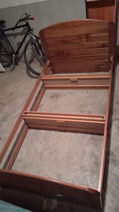 Cama Solteiro + arrumação