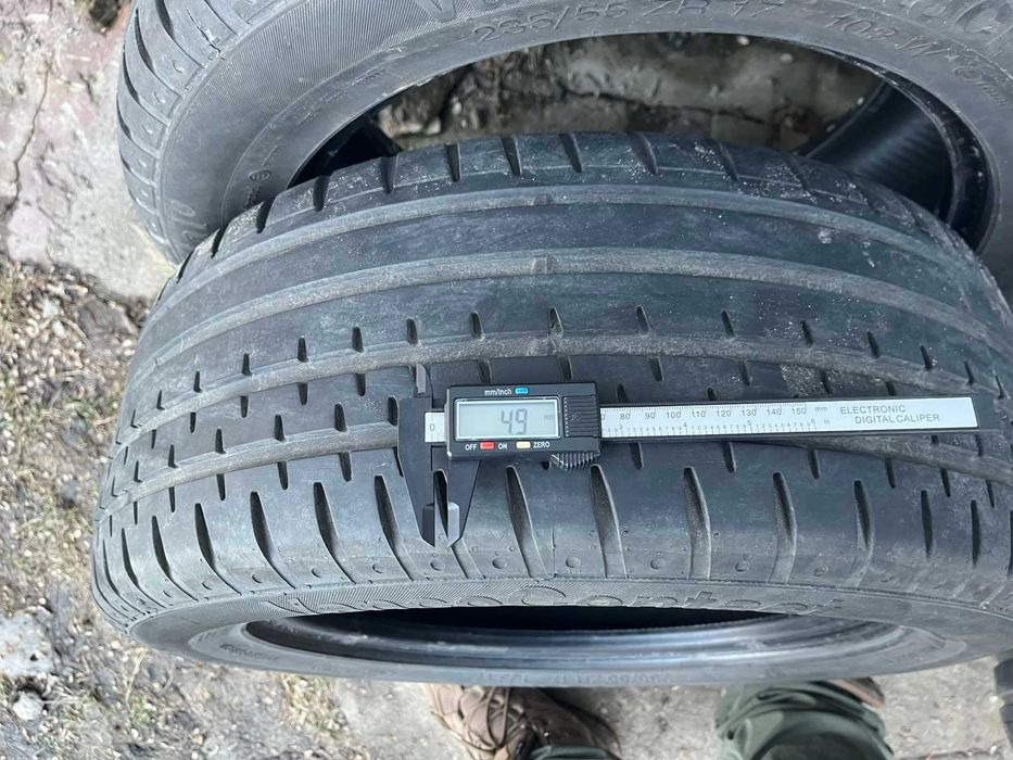 Шини 235 55 R17 Continental VancoContact