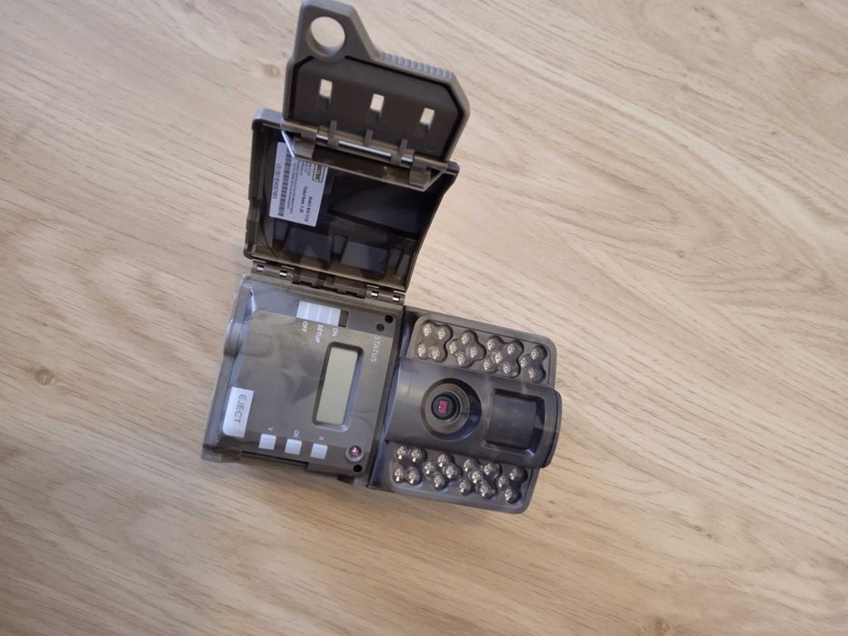 Câmara de armadilhagem fotográfica como nova