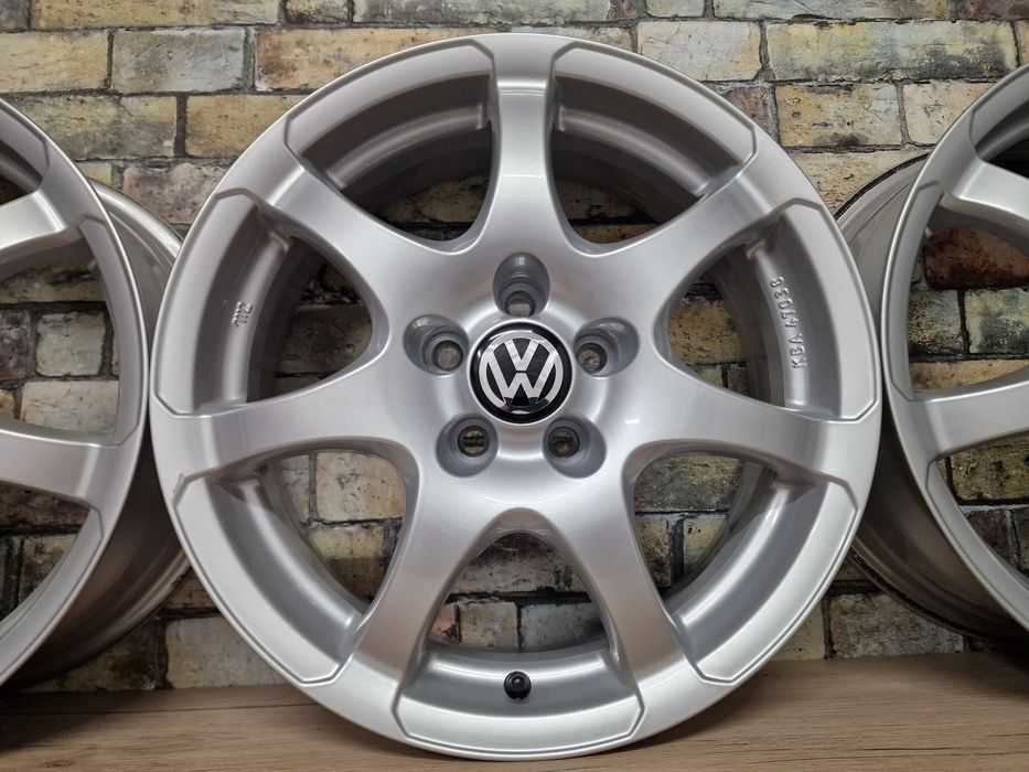 Felgi Aluminiowe 16' 5x100 Bora Golf Fox Polo Taigo T-Cross