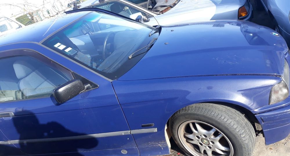 BMW 318 TDS COMPACT DE 1999 DISPONÍVEL PARA PEÇAS