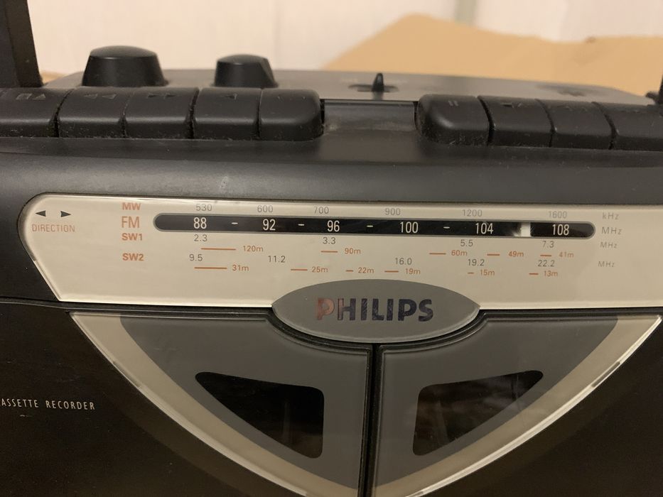 Магнитола кассетная Philips AW7250