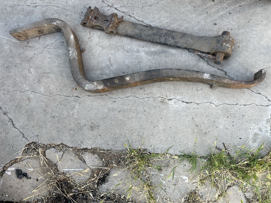 Рессоры,кардан,калодки,и другое