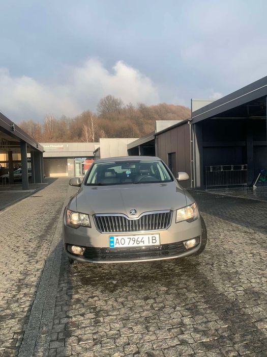 Продам Skoda Superb