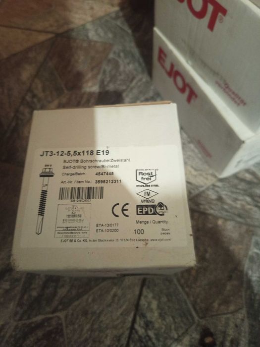 Śruby konstrukcyjne do drewna i metalu