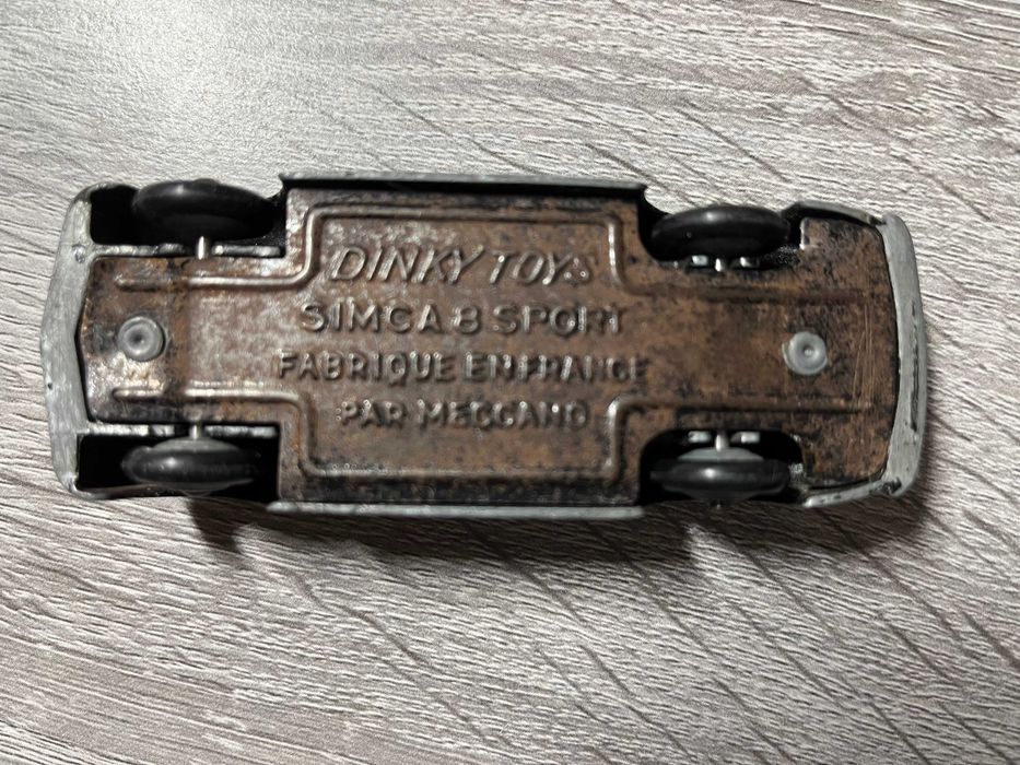 Dinky Toys Simca 8 Sport