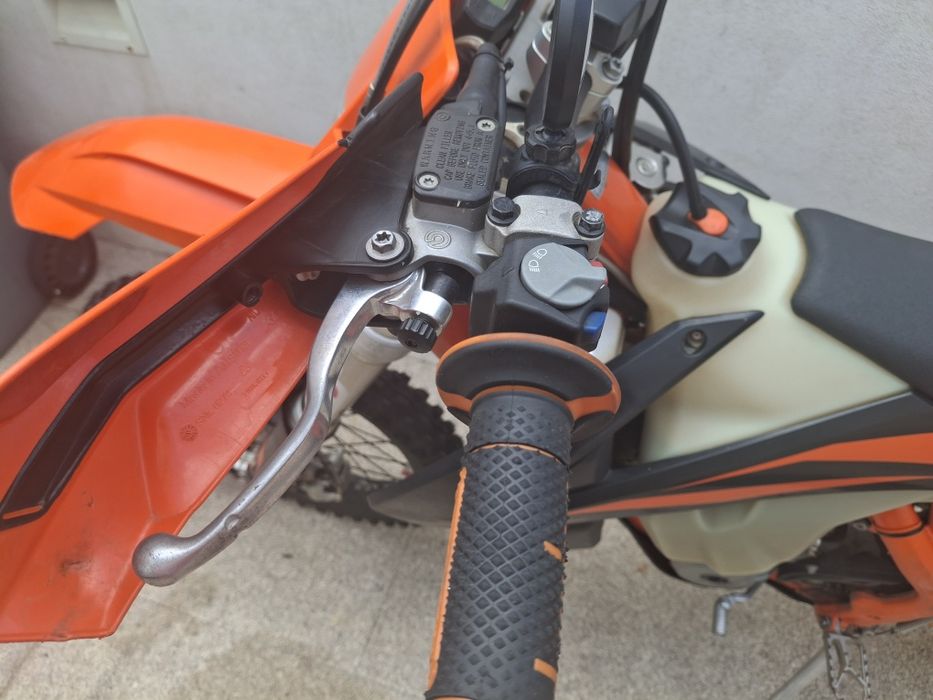 KTM 250 EXC EFI 2021 matriculada