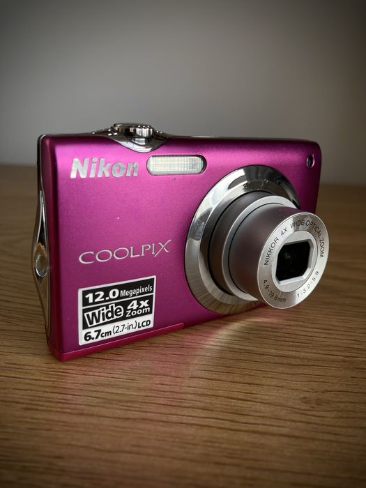 Nikon Coolpix S3000