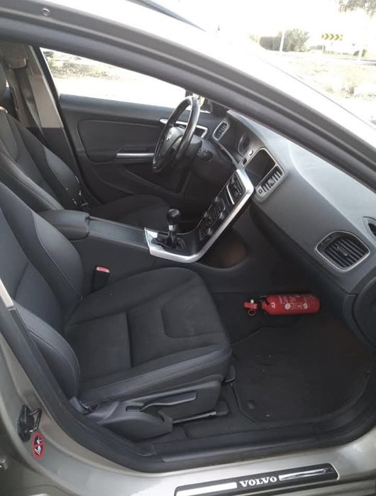 Volvo v60 d2 1.6