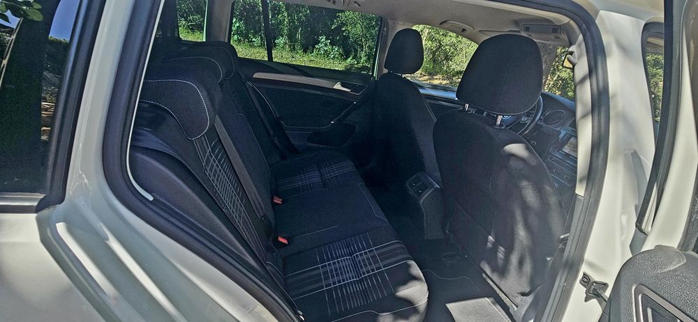 VW Golf VII Variant 1.6 TDI 110cv DSG – Edição Lounge Full Extras