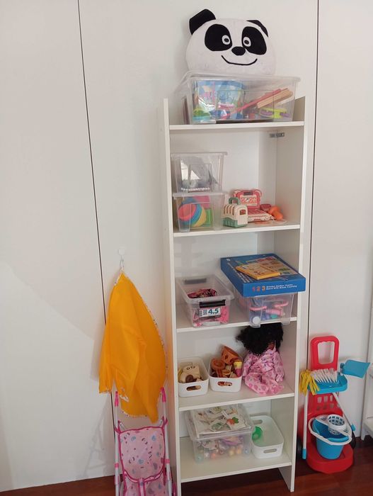 Brinquedos variados