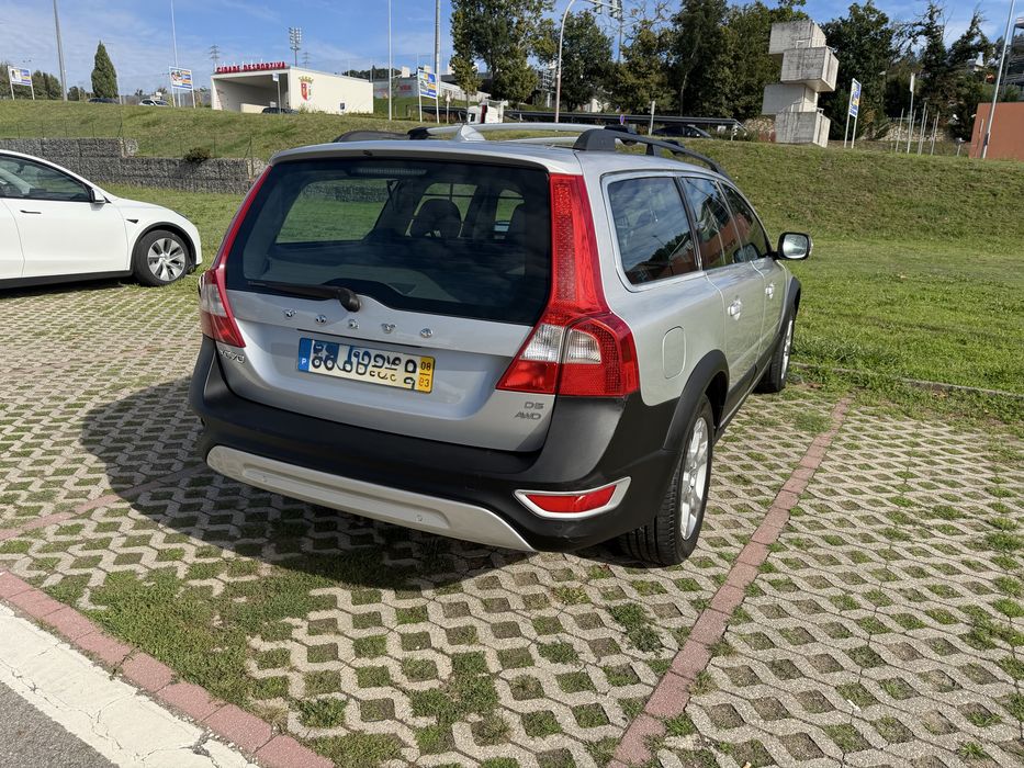 VOLVO XC70  -  D5