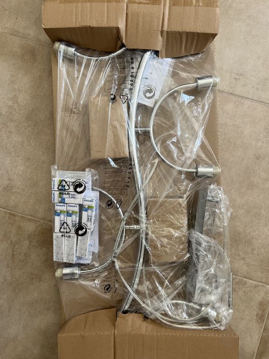 Conjunto de Candeeiros MASSIVE Novos e Selados (1 Grande + 4 Pequenos)