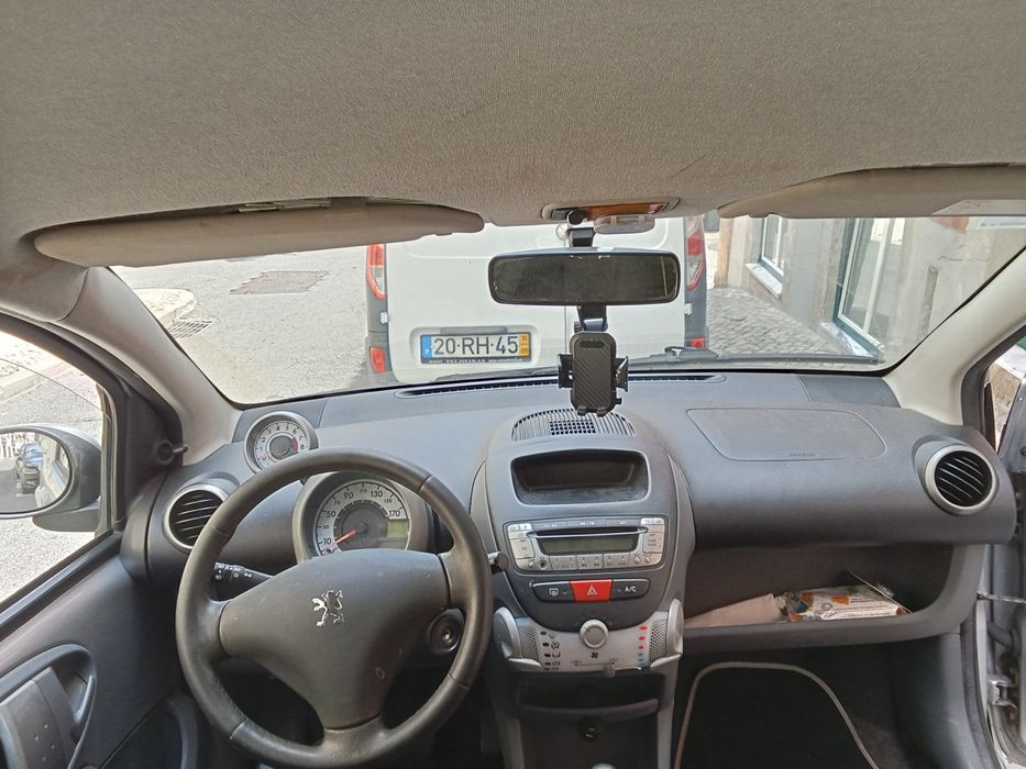 Peugeot 107 muito ECONÔMICO