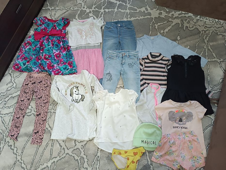 Пакет речей на дівчинку 5-6 років