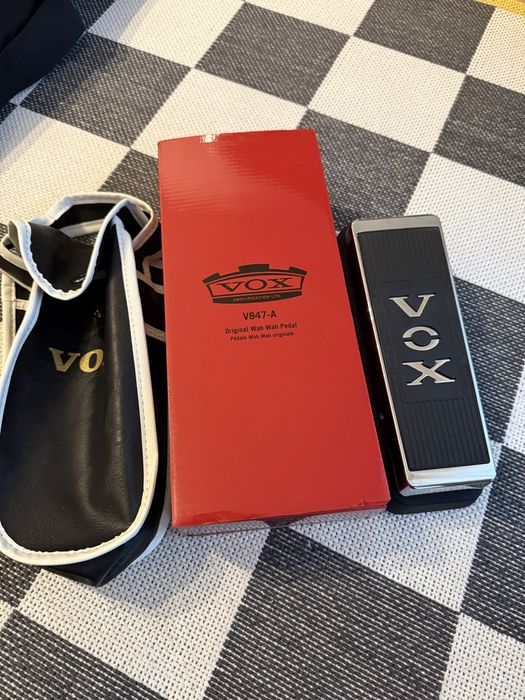 VOX 847A wah wah