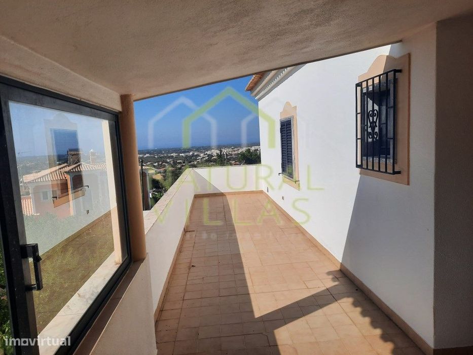 Apartamento T4 com Vista Mar em Almancil