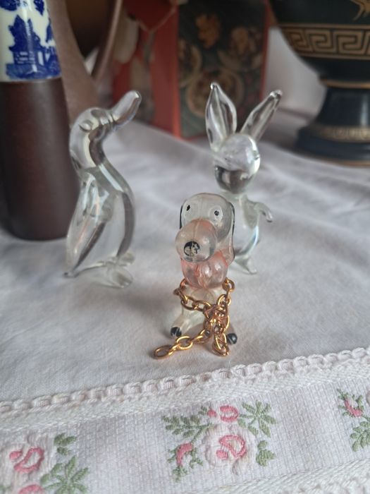 Tres miniaturas em vidro